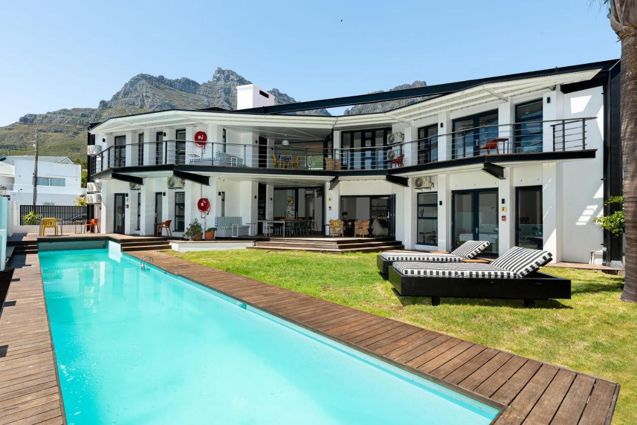 Neighbourgood 1St Crescent Hotel Cape Town Exterior photo